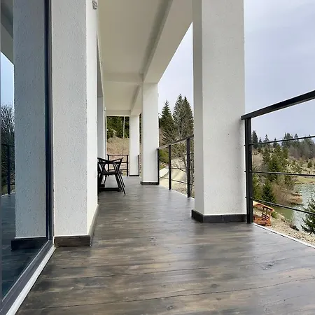 Casa Eden - Apartamente Langa Lac Colibita Exterior photo